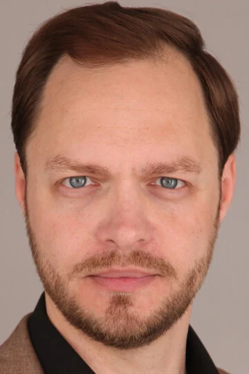 Александр Иванов