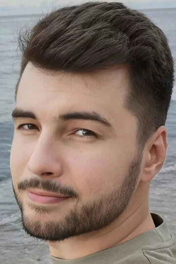 Илья Космынин