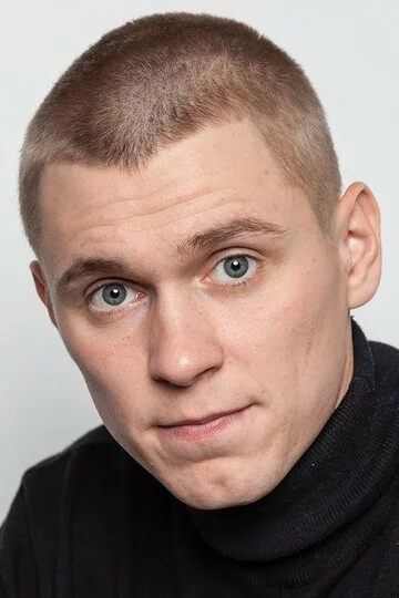 Даниил Попов