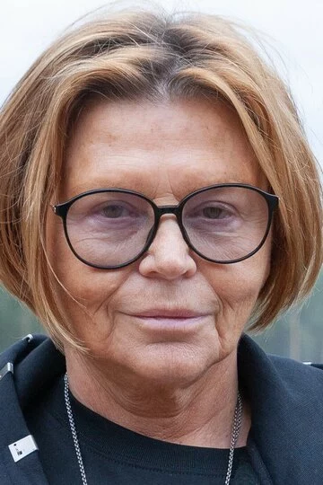 Елена Николаева