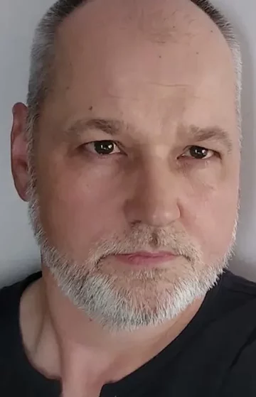 Евгений Петров