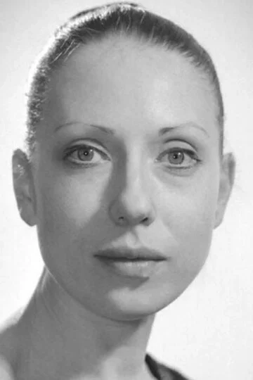 Инна Чурикова