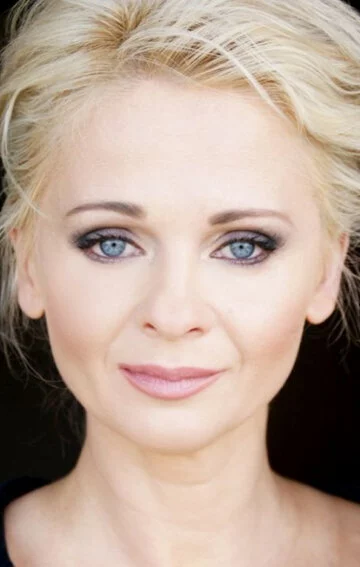 Елена Стежко