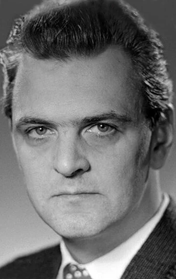 Юрий Яковлев