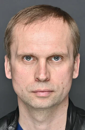 Денис Мотков